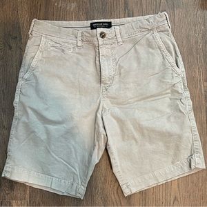 Men’s American Eagle Grey/Tan Shorts - LIKE NEW